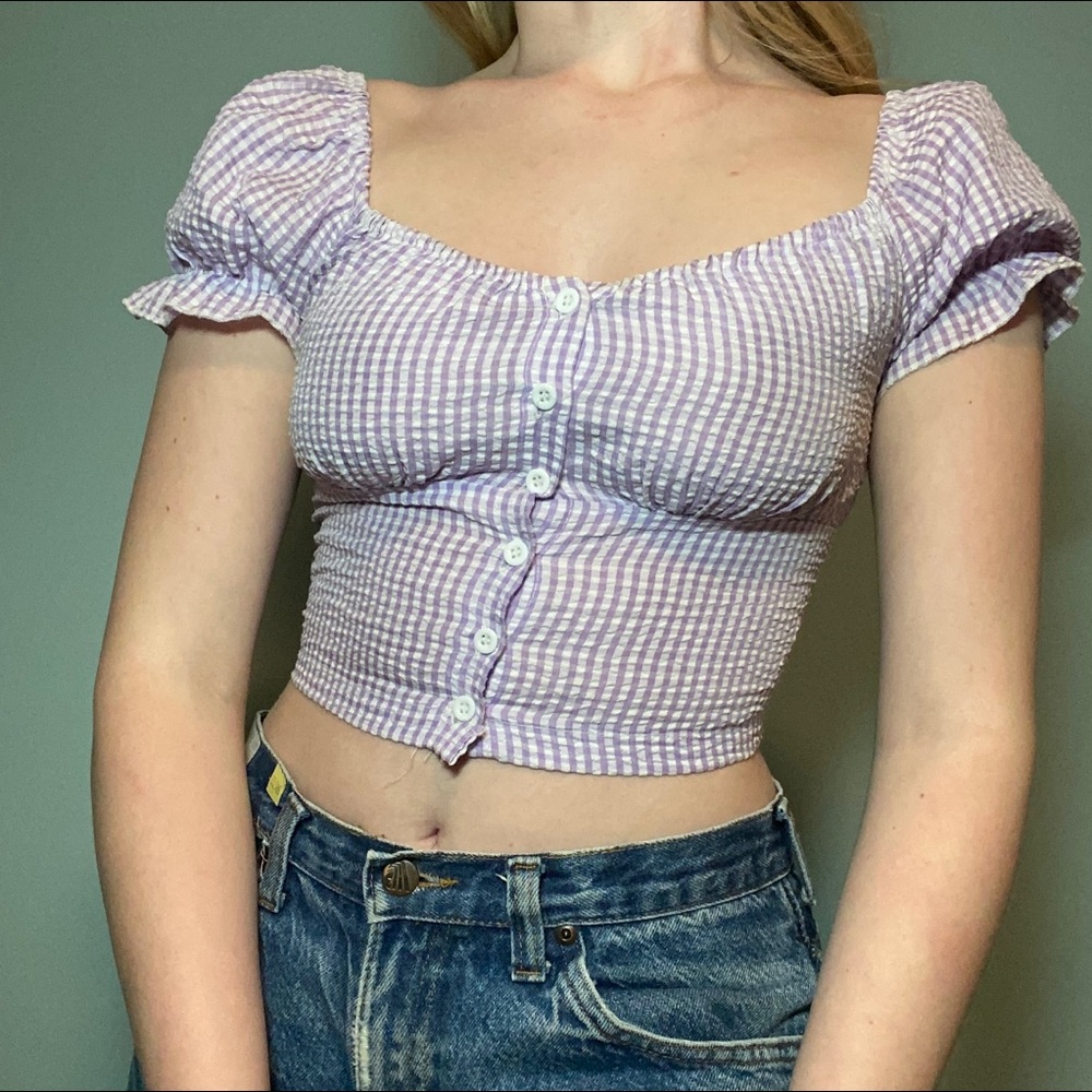 Purple and white puff sleeve